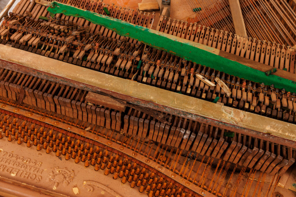 Piano alemão Schiedmayer - acervo do Museu Histórico Visconde de São Leopoldo - foto ©2025 Nilton Santolin
