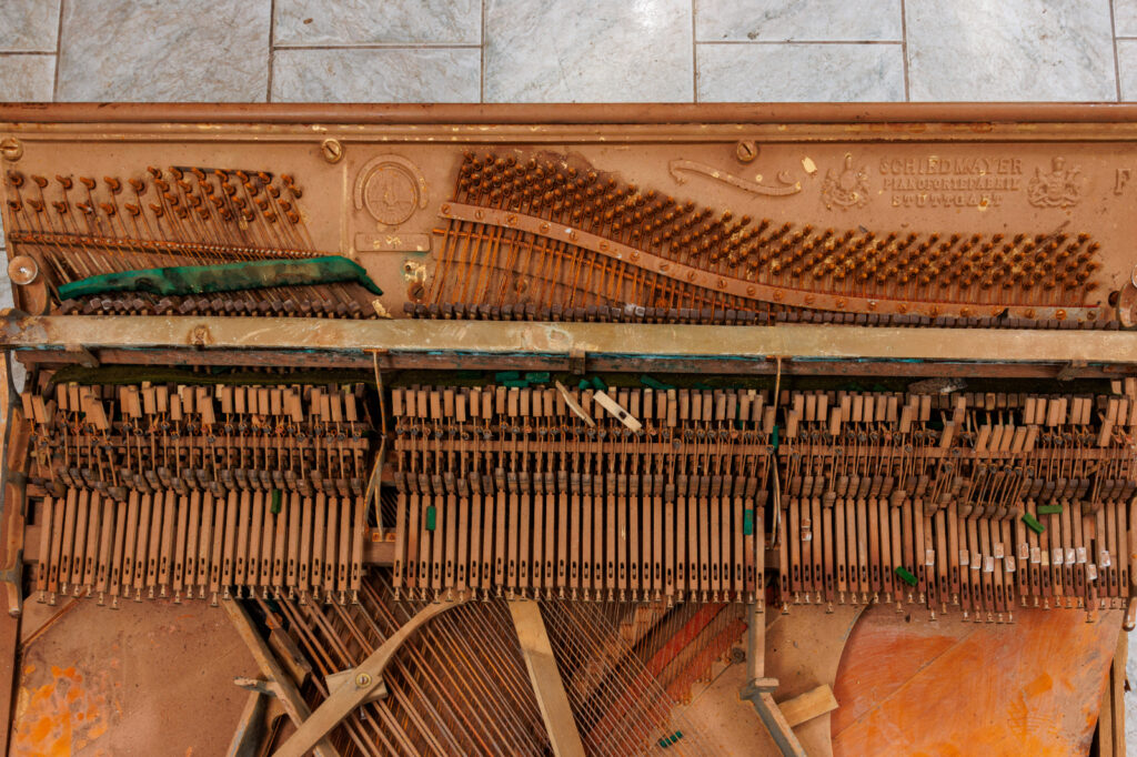 Piano alemão Schiedmayer - acervo do Museu Histórico Visconde de São Leopoldo - foto ©2025 Nilton Santolin